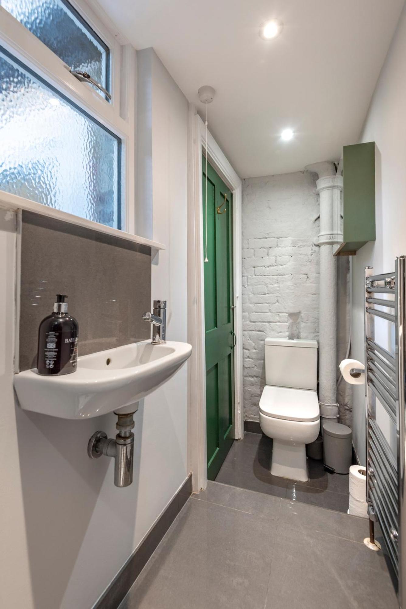 Chic 1-Bed Garden Flat, London, Convenient For Tower Bridge, Great Public Transport Apartment Bagian luar foto