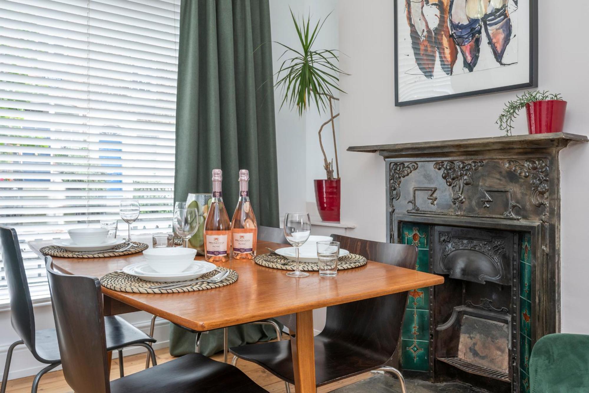 Chic 1-Bed Garden Flat, London, Convenient For Tower Bridge, Great Public Transport Apartment Bagian luar foto