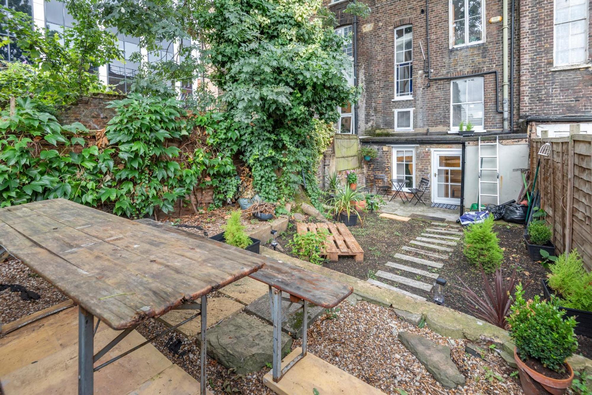 Chic 1-Bed Garden Flat, London, Convenient For Tower Bridge, Great Public Transport Apartment Bagian luar foto
